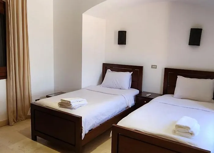 Nayah Stays, Lagoons Beach, Paradise 3 Ensuite With Private Pool Villa *