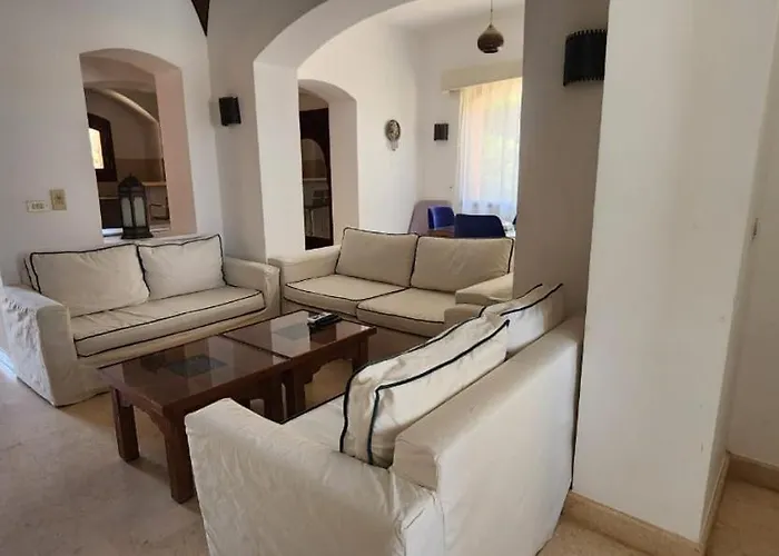 Villa Nayah Stays, Lagoons Beach, Paradise 3 Ensuite With Private Pool El Gouna